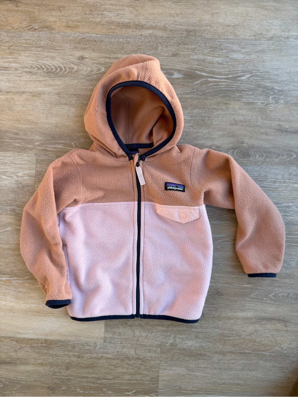 Patagonia 2T Girls' Two-Tone Pink Synchilla Hooded Fleece Jacket
